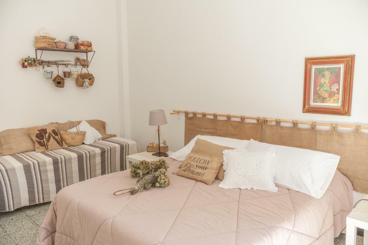 モネーリア Primo Piano Bed & Breakfast エクステリア 写真
